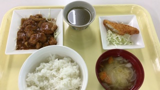 手術後　3日目　ようやく常食　退院が見えた！